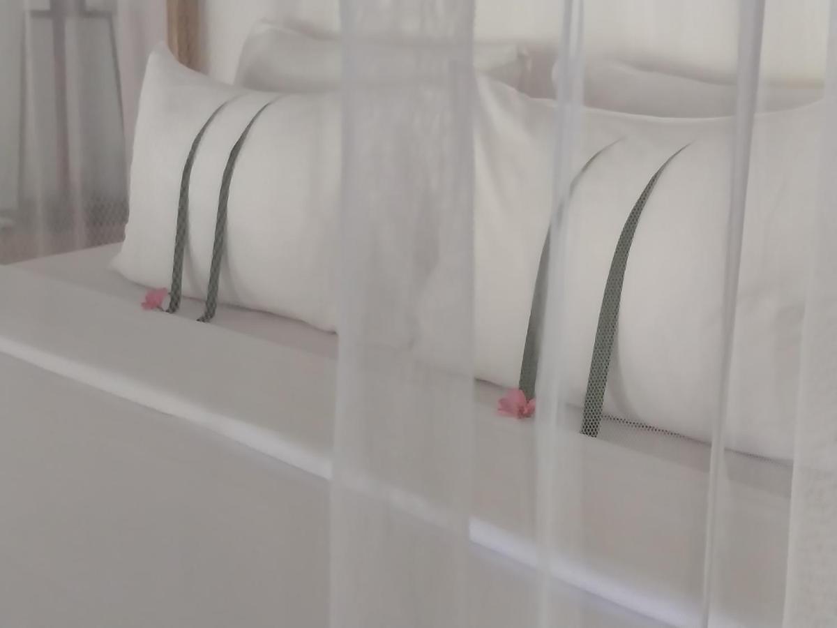 Manusia Dunia Green Lodge Νησιά Γκίλι Εξωτερικό φωτογραφία
